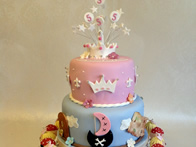 Children's Birthday Cakes by Catherine Scott