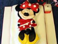Children's Birthday Cakes by Catherine Scott