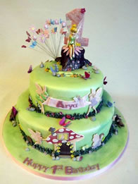 Children's Birthday Cakes by Catherine Scott
