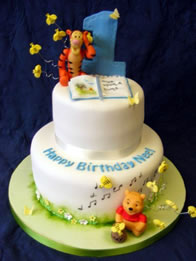 Children's Birthday Cakes by Catherine Scott
