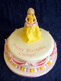 Children's Birthday Cakes by Catherine Scott