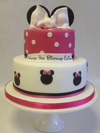 Children's Birthday Cakes by Catherine Scott