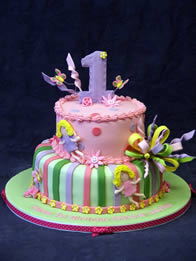 Children's Birthday Cakes by Catherine Scott