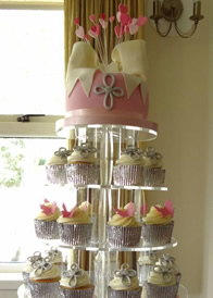 Christening Cakes by Catherine Scott