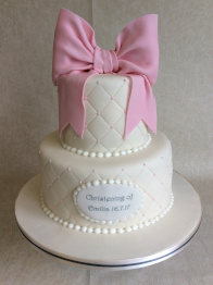 Christening Cakes by Catherine Scott