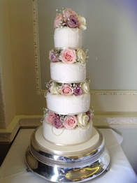 Gracie — Contemporary Wedding Cake by Catherine Scott