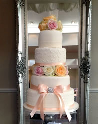 Lea — Contemporary Wedding Cake by Catherine Scott