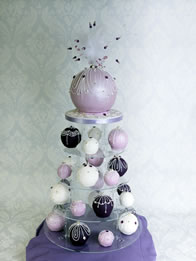Baubles wedding cupcakes by Catherine Scott