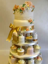 Isla Mix wedding cupcakes by Catherine Scott