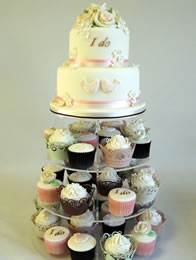 Vintage Love Birds wedding cupcakes by Catherine Scott